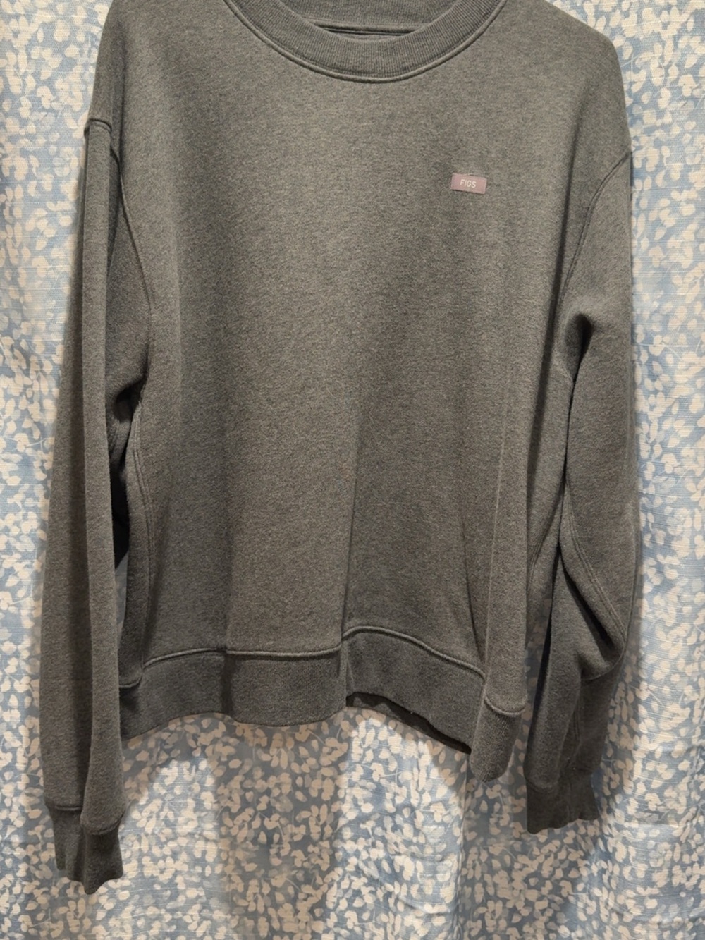 Figs women’s Gray Crewneck Sweatshirt